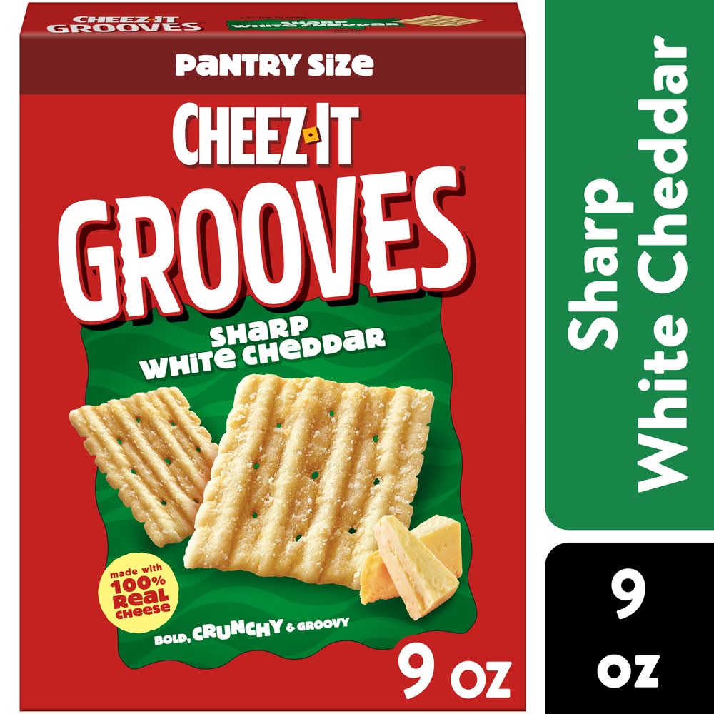 Cheez-It Grooves Crunchy Snack Crackers, Sharp White Cheddar (9 oz)