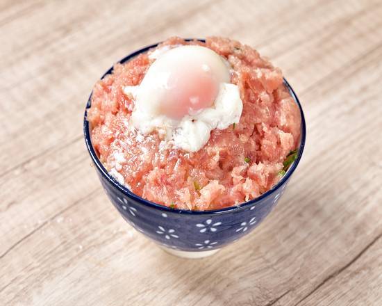 相性が抜群です！温玉ねぎとろ丼 ontama negitoro don