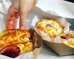 Early Bird Biscuit Co. (119 N Robinson St)