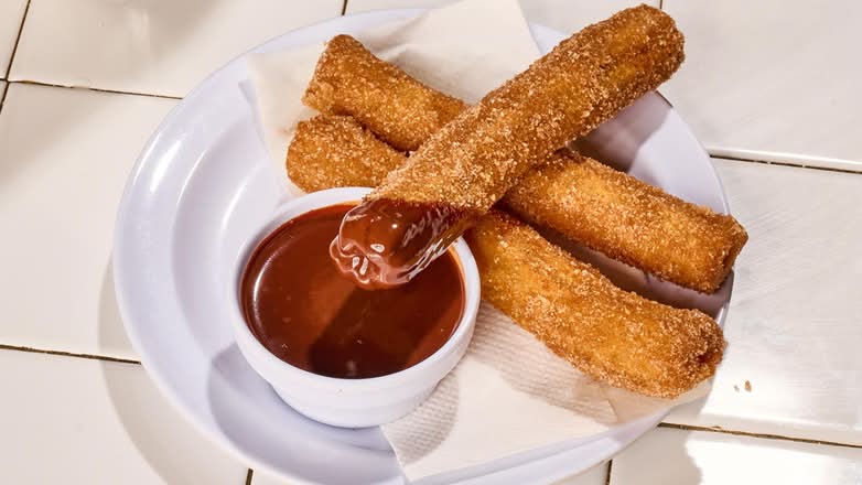Churros con Xocolate.