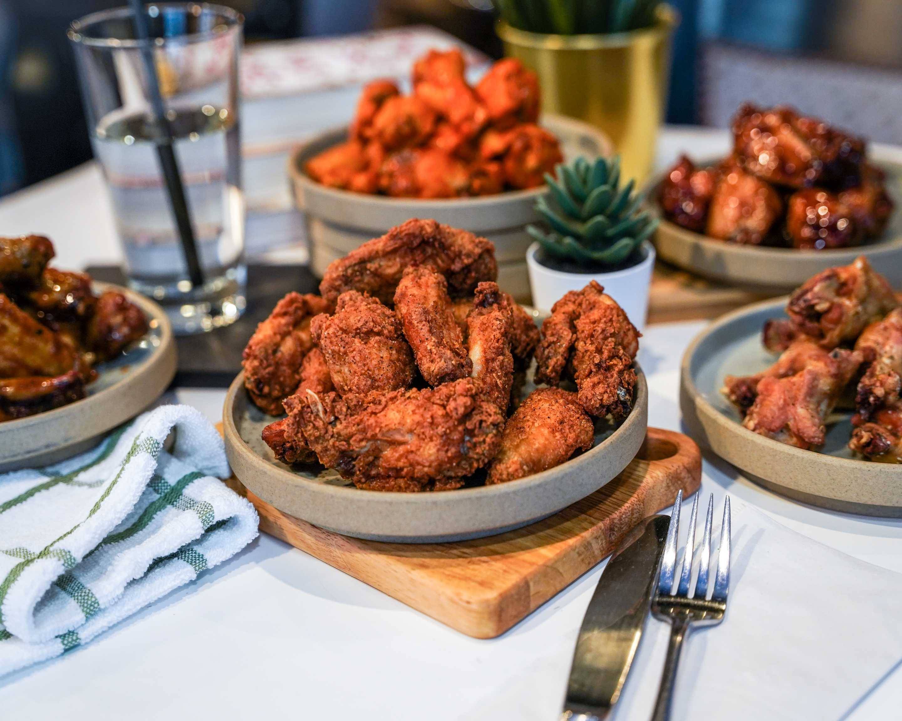 Order Bird n’ Hand (Long Lake Rd, Sudbury) Delivery【Menu & Prices