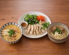 カオマンガイと八重山そばの専門店】ひなたカフェ