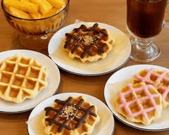 STAR MAIN’S WAFFLE