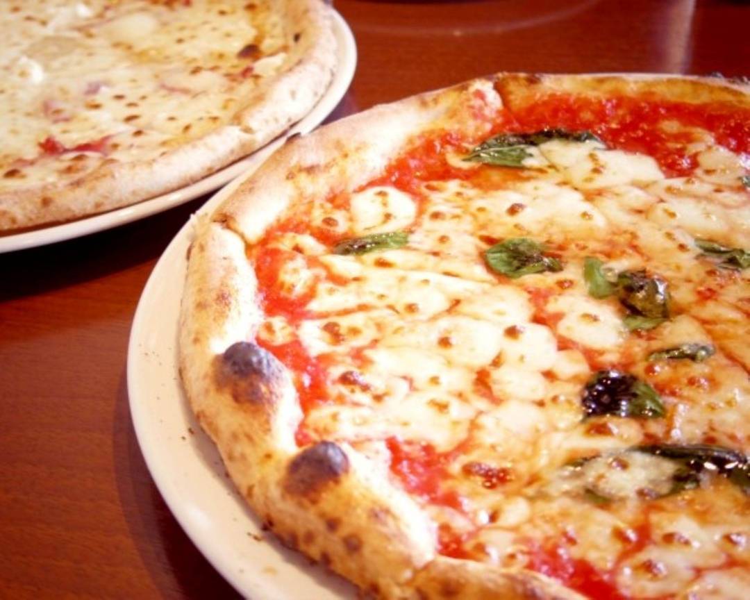 【サクサクモチモチ自家製ピザ】PIZZA BAR grule ピザ バー ジルールの出前・宅配・テイクアウトメニュー | ウーバーイーツ