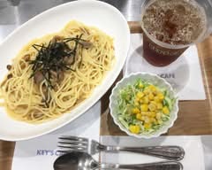 キーズ カフェ フレスポ御所野店