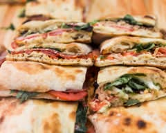 Focacciami (1900 E 5th St)