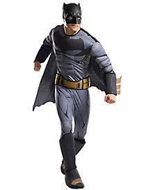 Adult Batman Costume Deluxe - Batman v. Superman: Dawn of Justice (Adult Extra Large)