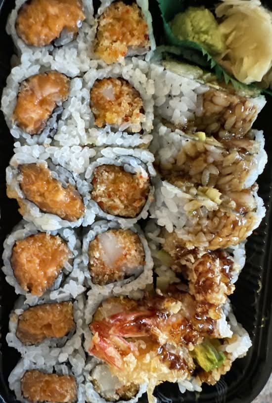 Spicy Scallop Roll