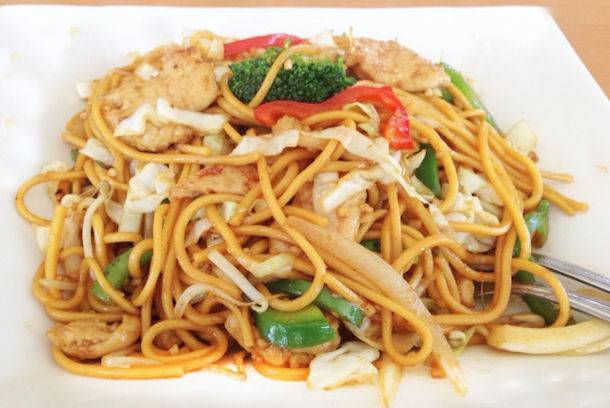 Chicken LOMein