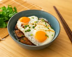 【B級グルメ】今治の焼豚玉子飯 今治食堂 六本木店