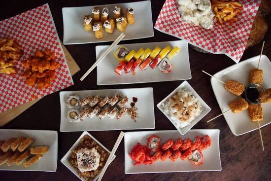 Kazoku - Sushi & Hamburguesas