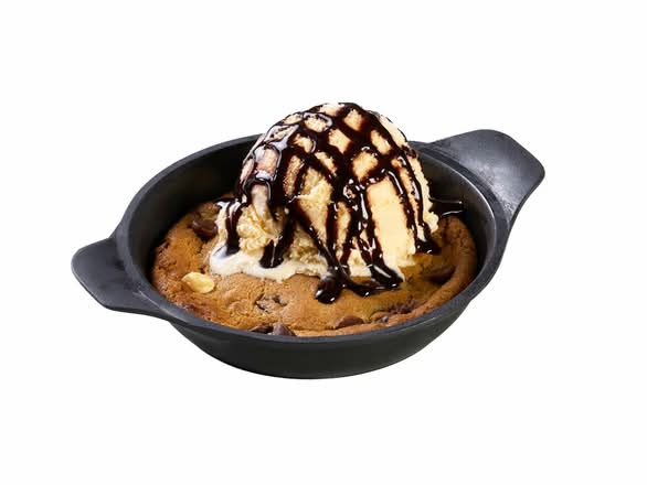 Triple Chocolate Chip Cookie Skillet