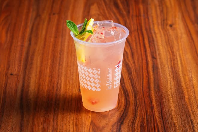 NEW! Pineapple Strawberry Refresher