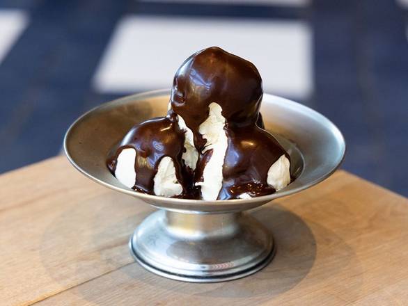 Hot Fudge Sundae