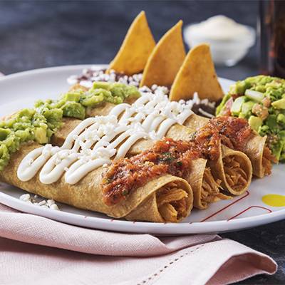 Tacos Dorados de Pollo