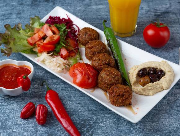 Falafel with Hummus