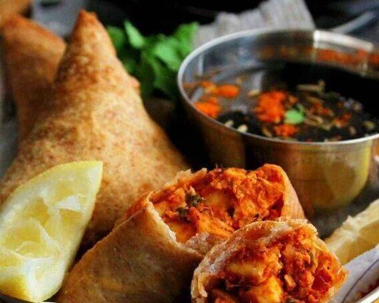 5 Amazing Chicken Tikka Samoosas