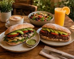 Amada Café