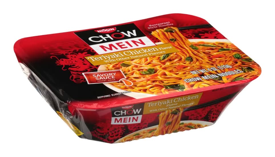 Nissin Premium Teriyaki Chicken Chow Mein Noodles