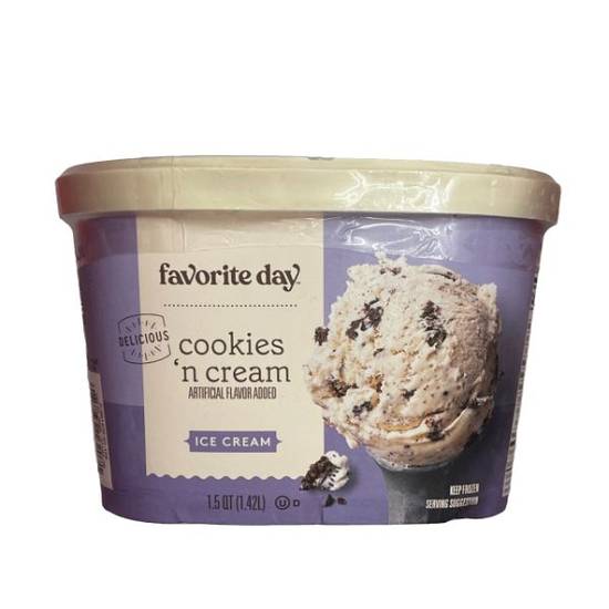 Favorite Day Ice Cream (cookies-cream)