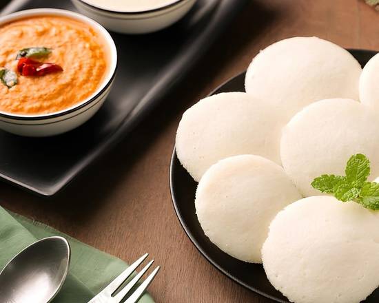 Idli (4 pcs)