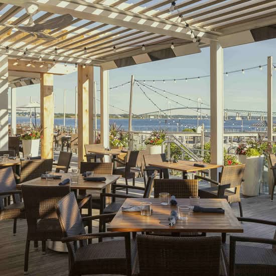 Torpedo Lounge at Newport Harbor Island Resort