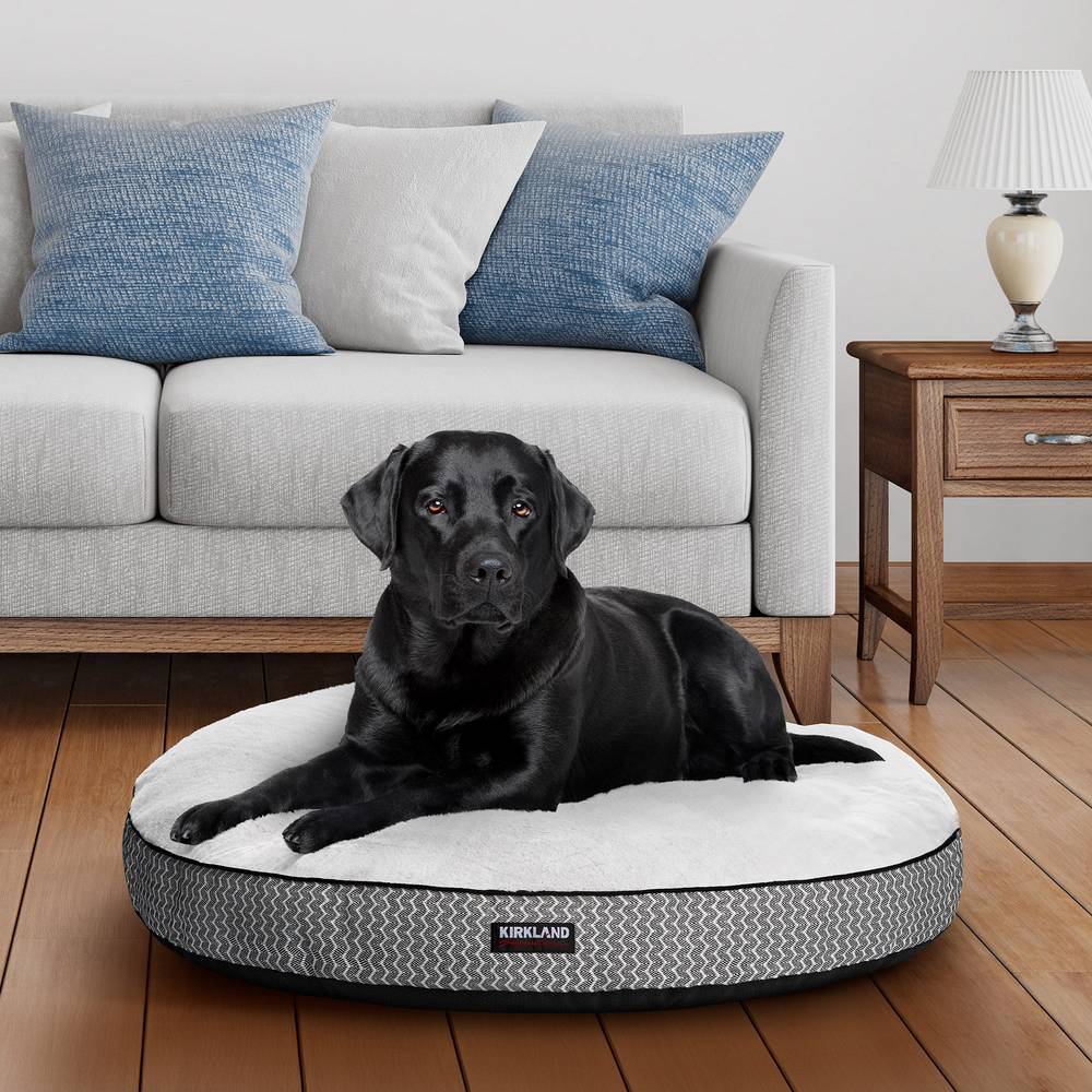 Kirkland Signature 42" Round Pet Bed, Assorted Colors