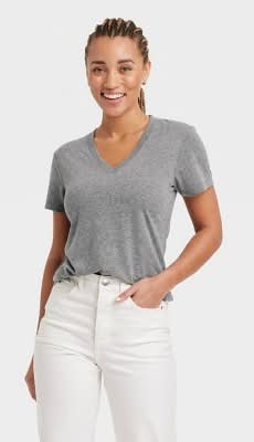 Universal Thread Short Sleeve V-Neck T-Shirt, Women, L, Heather Gray
