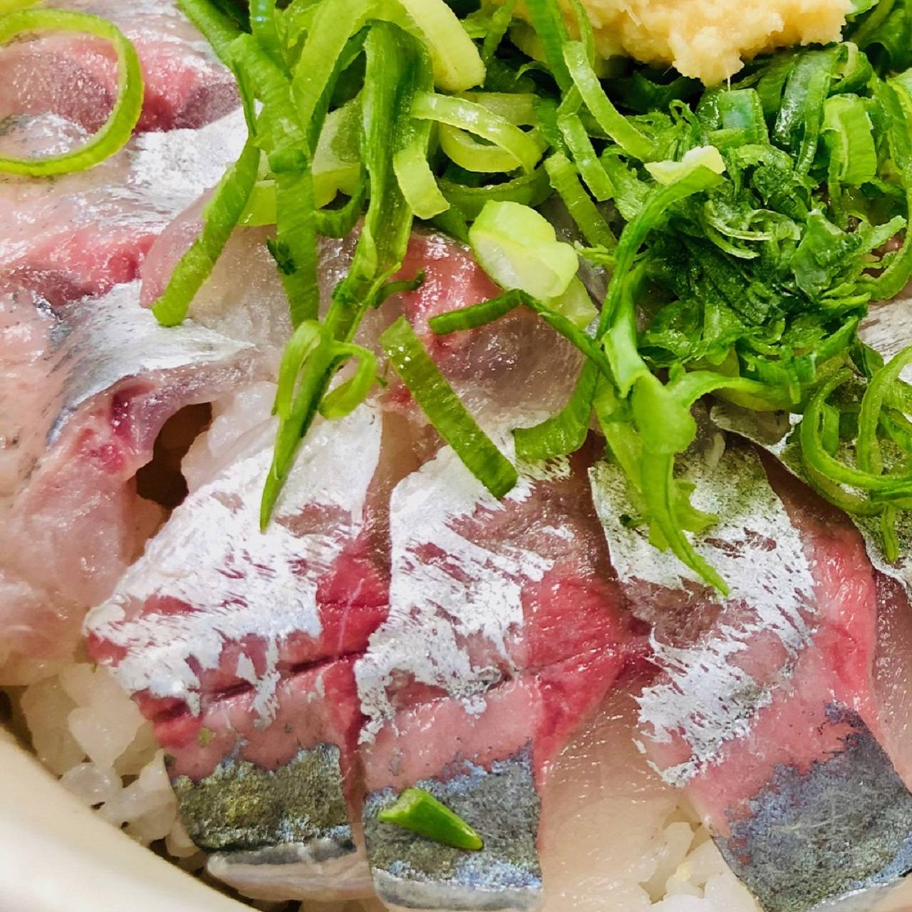 漬真鯵丼