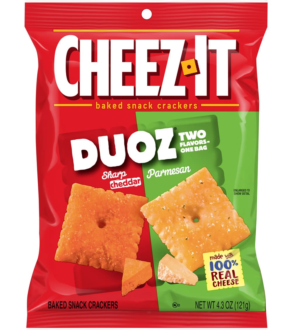 Cheez-It Duoz Baked Snack Crackers, Sharp Cheddar-Parmesan (4.3 oz)