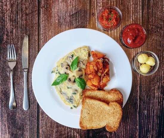 Mushroom Basil and Cheese Omelette