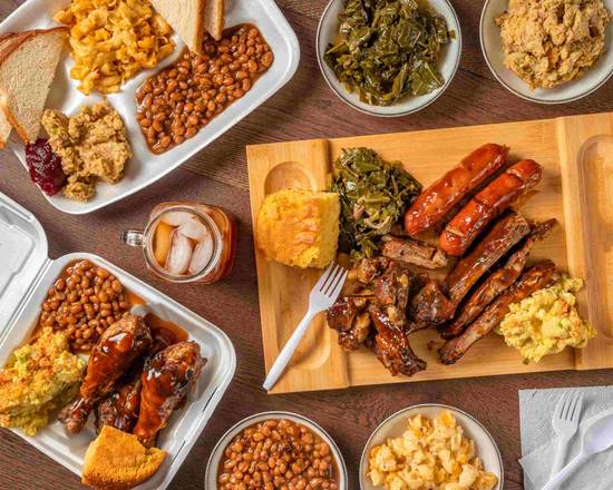 Luv'n Crockett's Homestyle BBQ
