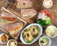 BONDI CAFE (ボンダイカフェ)