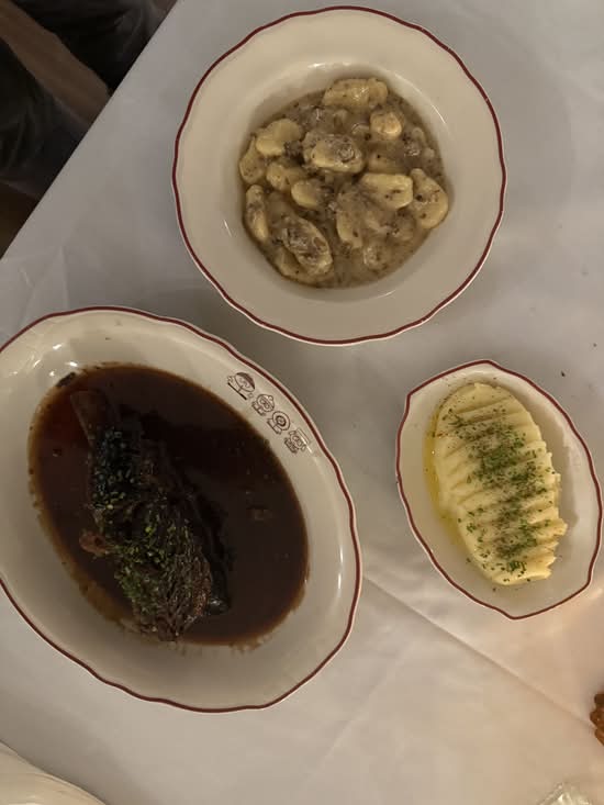 Estiatorio Marmo (2330 Rue Wilfrid-Reid)