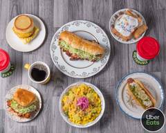Le Cafe Big Trouble