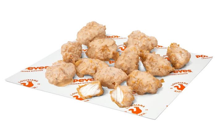 12 Boneless Garlic Parm