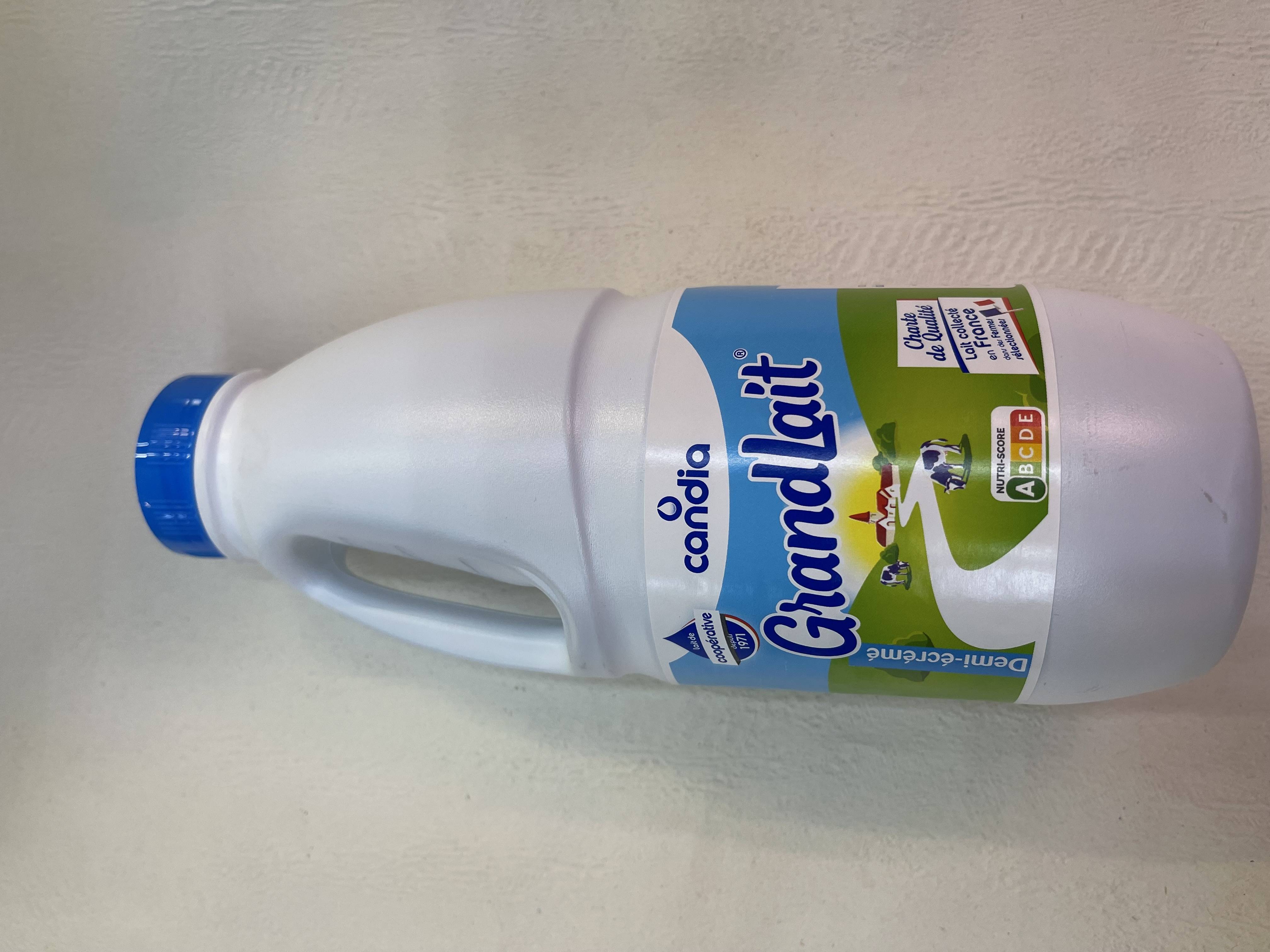 Lait demi-écrémé  bouteil 1L