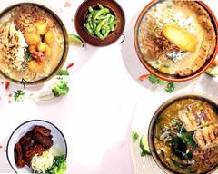 ニコニコ まぜ麺 & カレー Nikoniko mazemen & curry