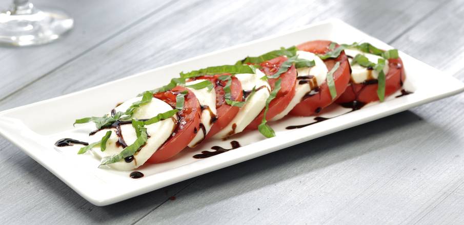 Insalata Caprese (Fresh Mozzarella)