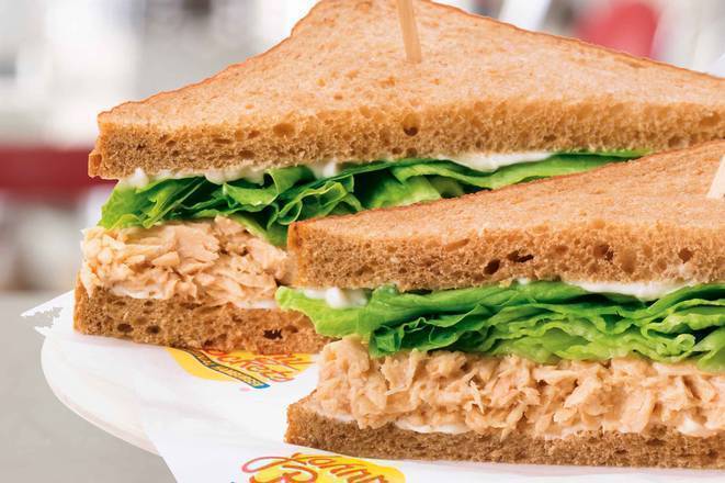 Tuna Salad Sandwich + Fries 🍟