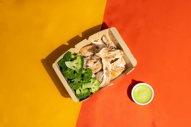 鶏胸肉とブロッコリー店 チキンブラザーズ 恵比寿店 Chicken Brothers