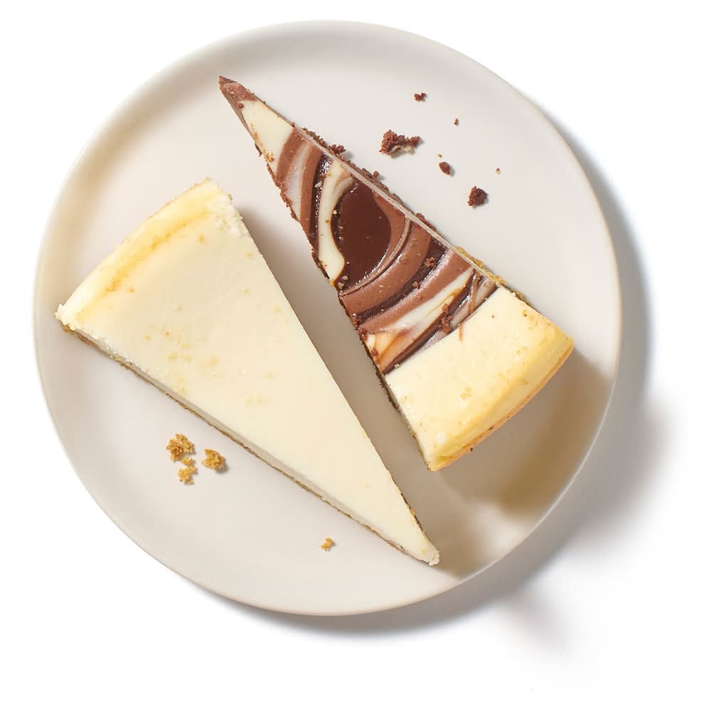 Private Selection® New York Style Chocolate Tuxedo and Classic Cheesecake Slices