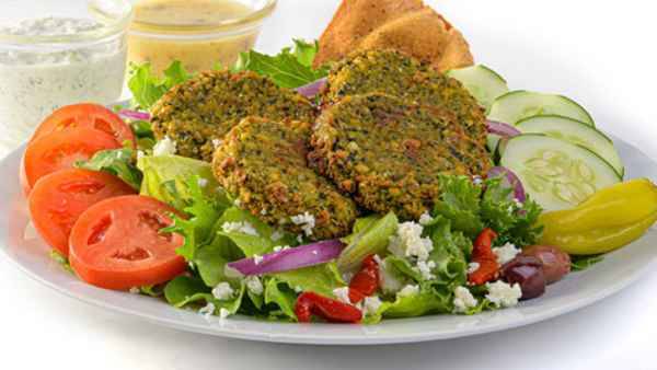 Greek Salad w/ Falafel