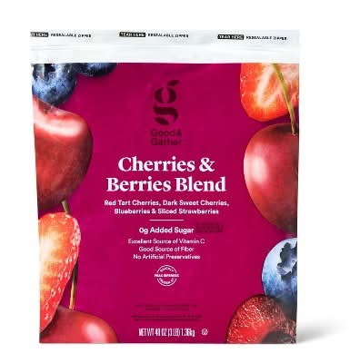 Good & Gather Cherries and Berries Blend (48 oz)