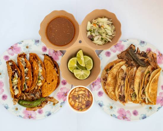 Tacos De Barbacoa Doña Chuy