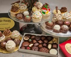 Candy Haven & Cakes (301 N I-35E)