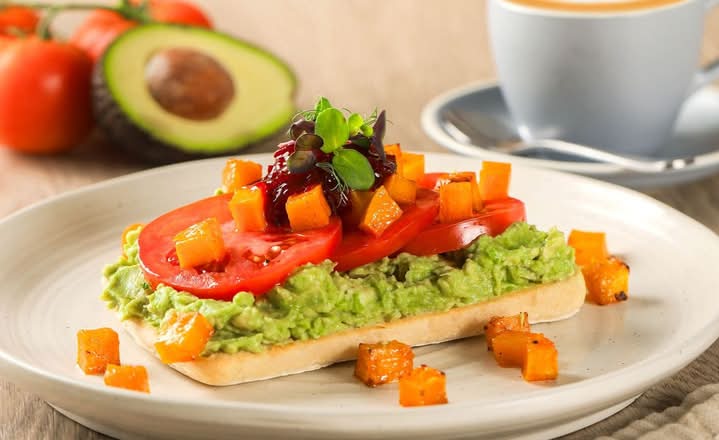 Smashed Avo Tomato & Roast Pumpkin