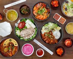 Dara Thai & Teriyaki (NE Sandy Blvd)