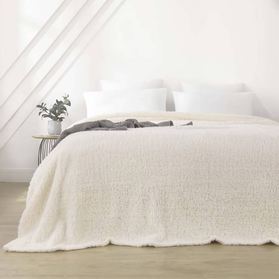 Hometrends White Sherpa Blanket Queen Delivery Near Me Order Online