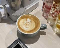 Angela and Daddy`s CAFE（アンちゃ  んとパパ）